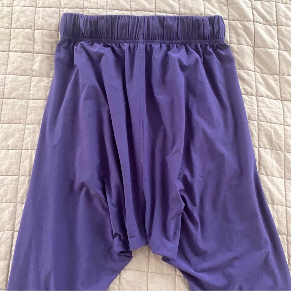 Lululemon Modern Tranquil Harem Pant - Picture 9 of 11